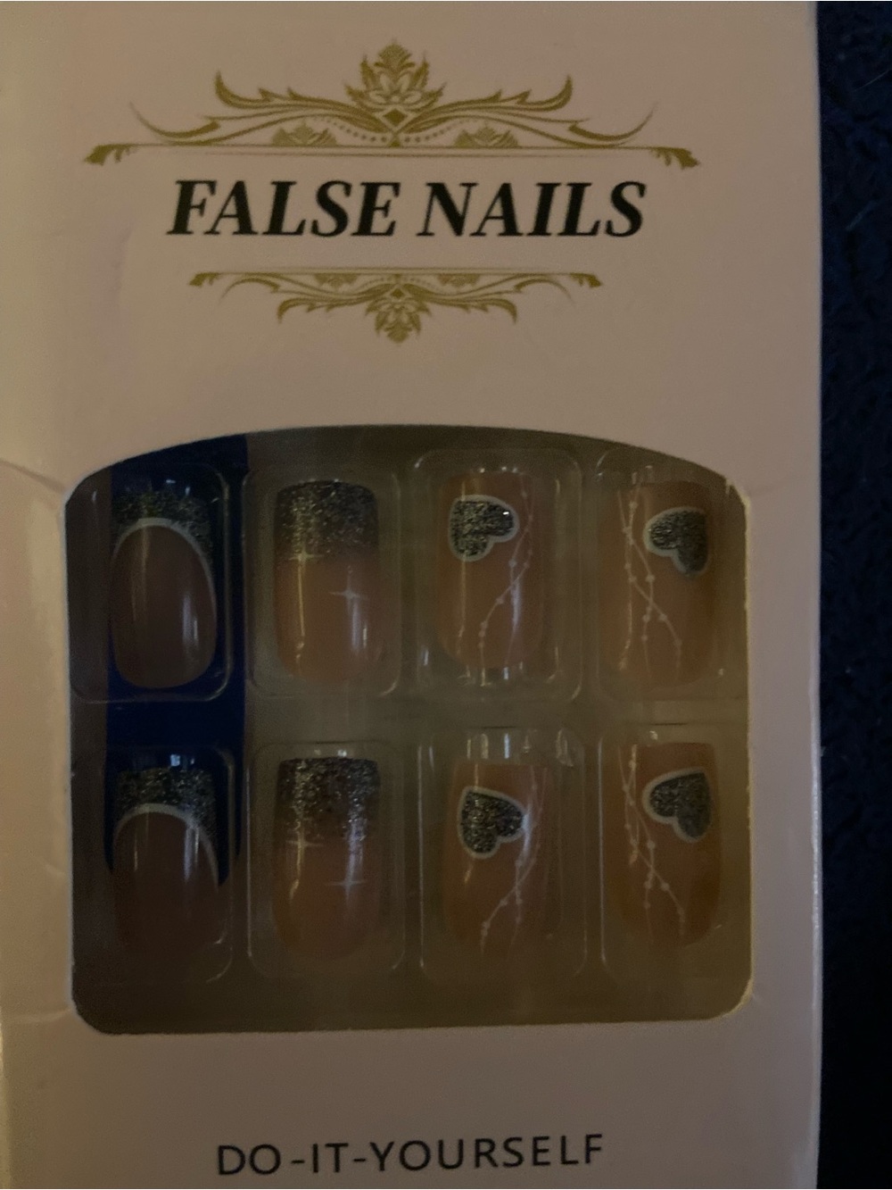 False Nails Do-It-Yourself Press-On Nail Set - Blue Heart Accent